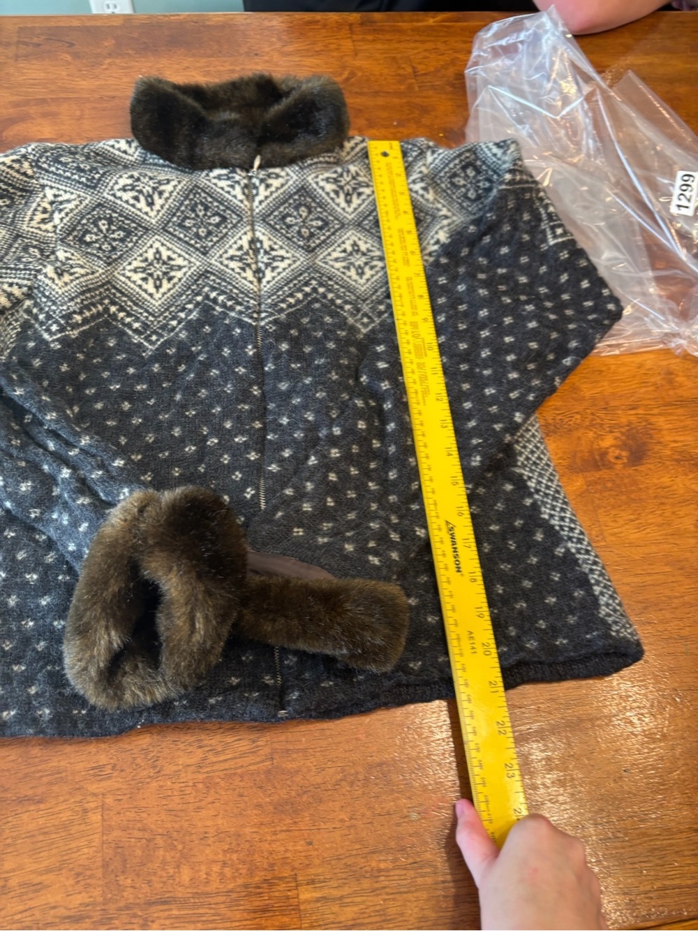 Vintage Lauren Ralph Lauren Wool Fair Isle Zip Sweater Jacket Faux Fur Collar L - Picture 4 of 11